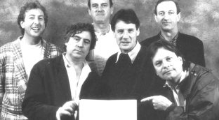 Seis locos y una cruzada: los Monty Python cuentan su historia a viva voz