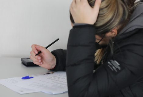 El abandono escolar temprano se situó en el 13,3% en 2021, la cifra más baja desde que hay registros