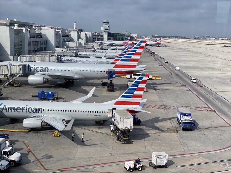 EE.UU. suspende la implementación del 5G cerca de los aeropuertos tras la presión de las aerolíneas
