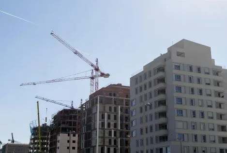Construcción y textil son los sectores que más sufren la lacra de la morosidad