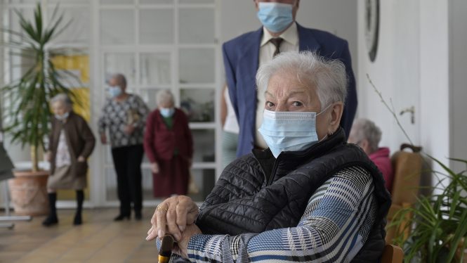 La letalidad de la covid en residencias se desploma: del 21% de 2020 al 1,4% hoy