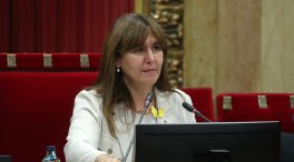 La Mesa del Parlament decide suprimir los sueldos a los funcionarios que no trabajan
