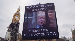 La Policía británica investiga las fiestas de Downing Street