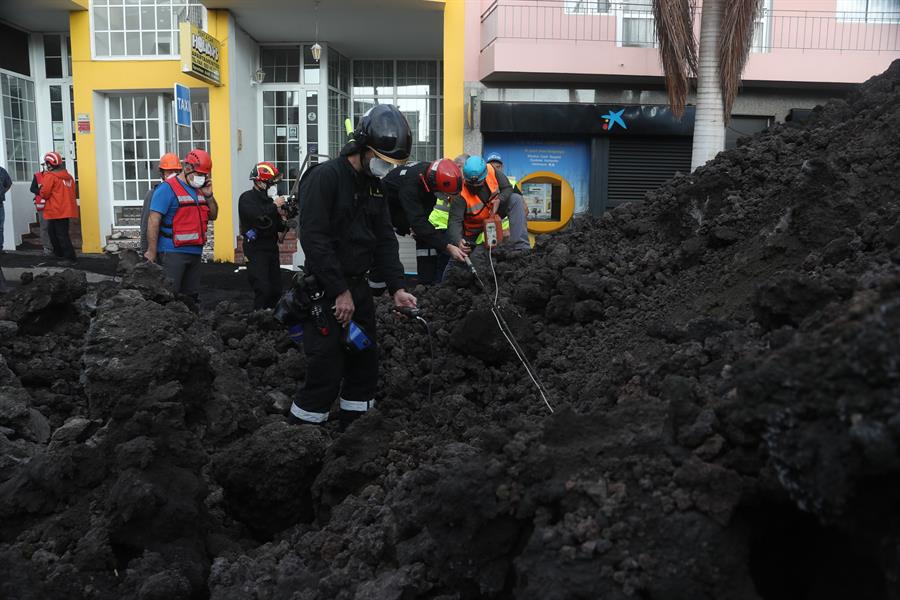 El Ayuntamiento de Los Llanos abona 1,16 millones de donativos a 638 familias afectadas por el volcán