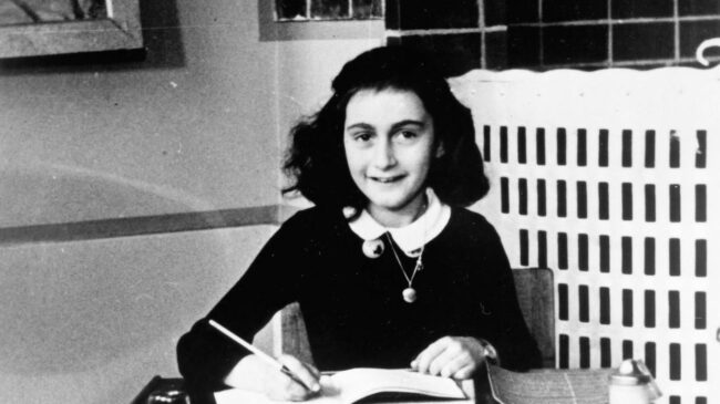 Revelan la identidad de un notario judío que habría llevado a los nazis hasta Ana Frank