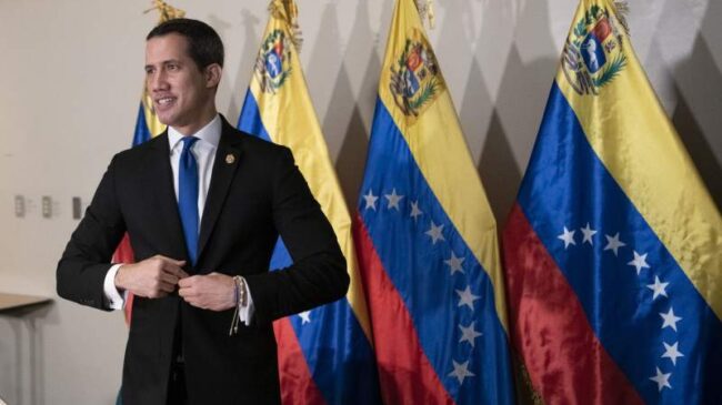 EE.UU. afirma que aún reconoce a Guaidó como "presidente interino" de Venezuela