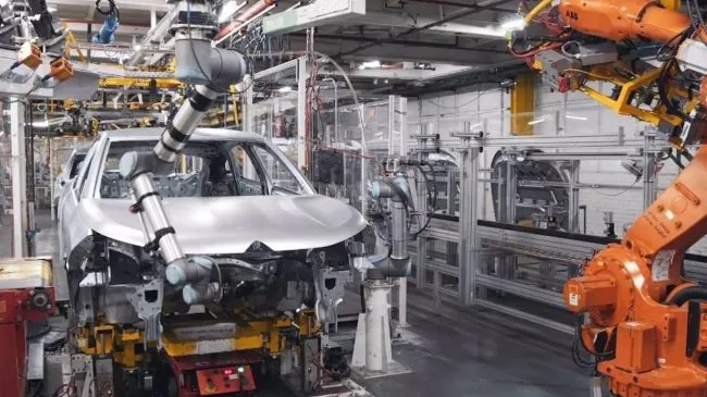 ¿Tiene sentido invertir 11.000 millones en chips, un campo en el que no tenemos experiencia?