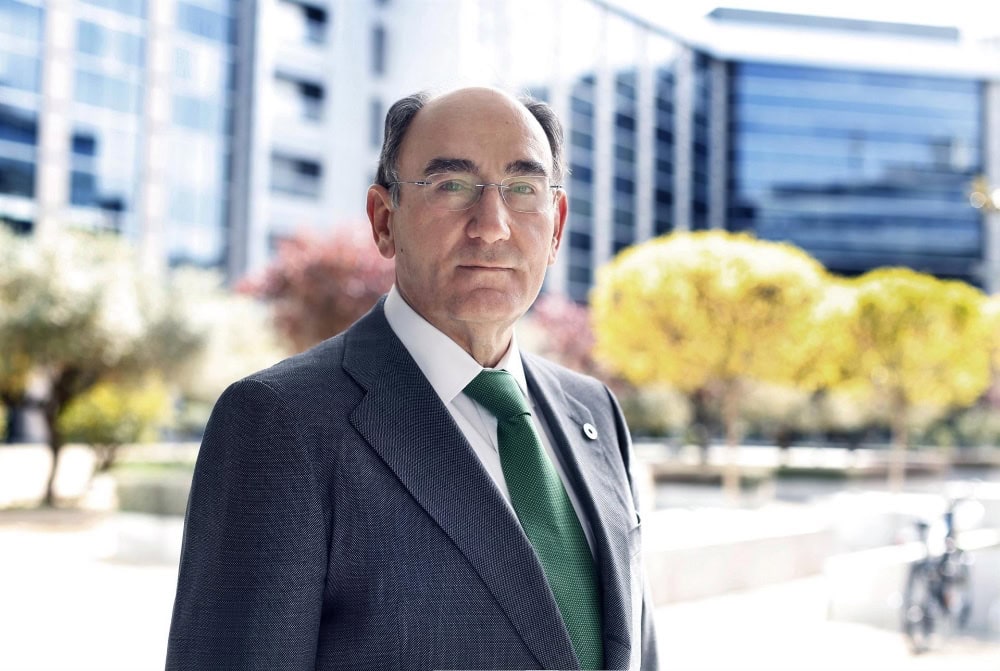 Iberdrola no renuncia a PNM y amplía hasta abril de 2023 el plazo para su compra
