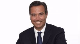 Horta-Osório dimite como presidente de Credit Suisse Group