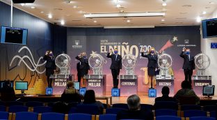 La patronal del juego denuncia que una menor ganó un premio del sorteo del Gordo