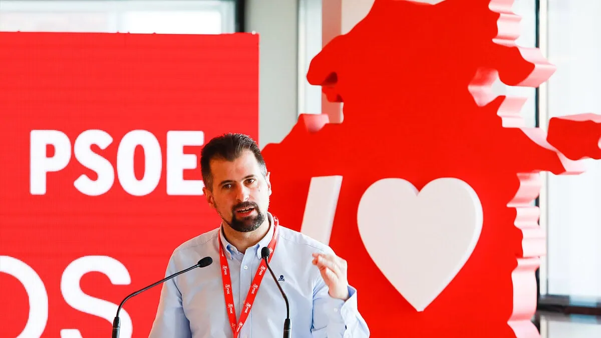 Sánchez lanza a Tudanca hacia el «cambio y la esperanza» en Castilla y León