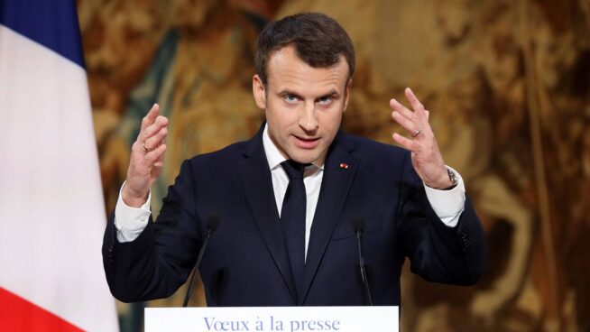 Francia aplica la línea dura de Macron contra los no vacunados: no se podrá hacer vida social o viajar sin tres dosis