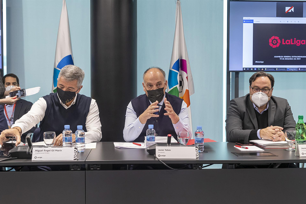 Los clubes de LaLiga reciben el primer pago de CVC, 400 millones de los 1.994 previstos