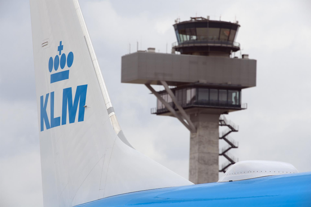 La aerolínea holandesa KLM suspende sus vuelos a Ucrania por «seguridad»