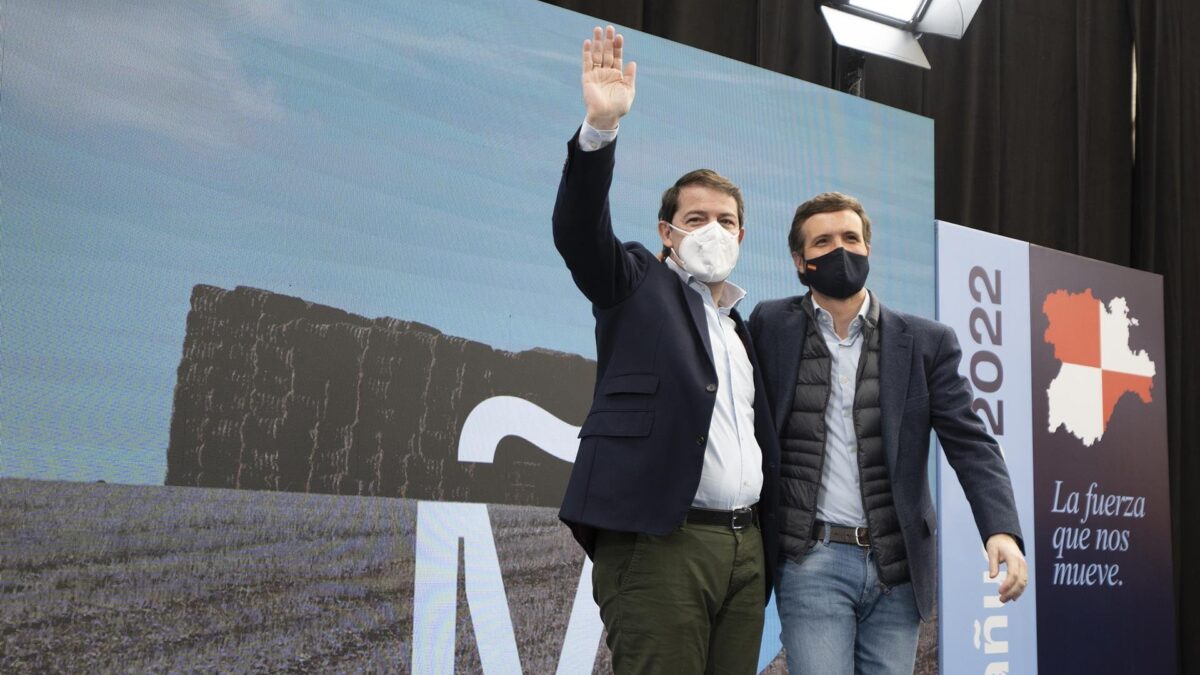 Casado recurre los «anuncios electoralistas» de Sánchez en campaña ante la Junta Electoral Central