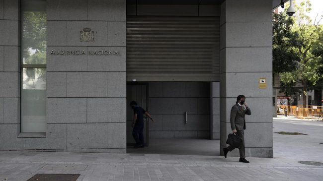 El juez retira el pasaporte y prohíbe salir de España a Iñaki de Rentería ante el riesgo de fuga
