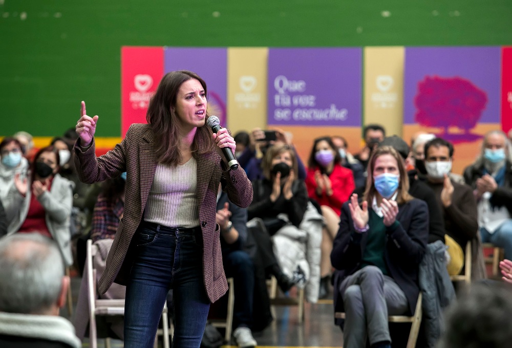 El batacazo electoral de Podemos amenaza con un cisma en el partido y en el grupo parlamentario