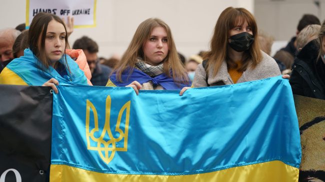 Izquierda Unida apoya una protesta contra la guerra y la OTAN que no menciona a Putin
