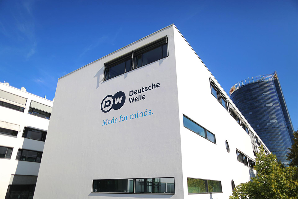Rusia prohíbe la cadena alemana Deutsche Welle en respuesta al veto del canal RT en Alemania