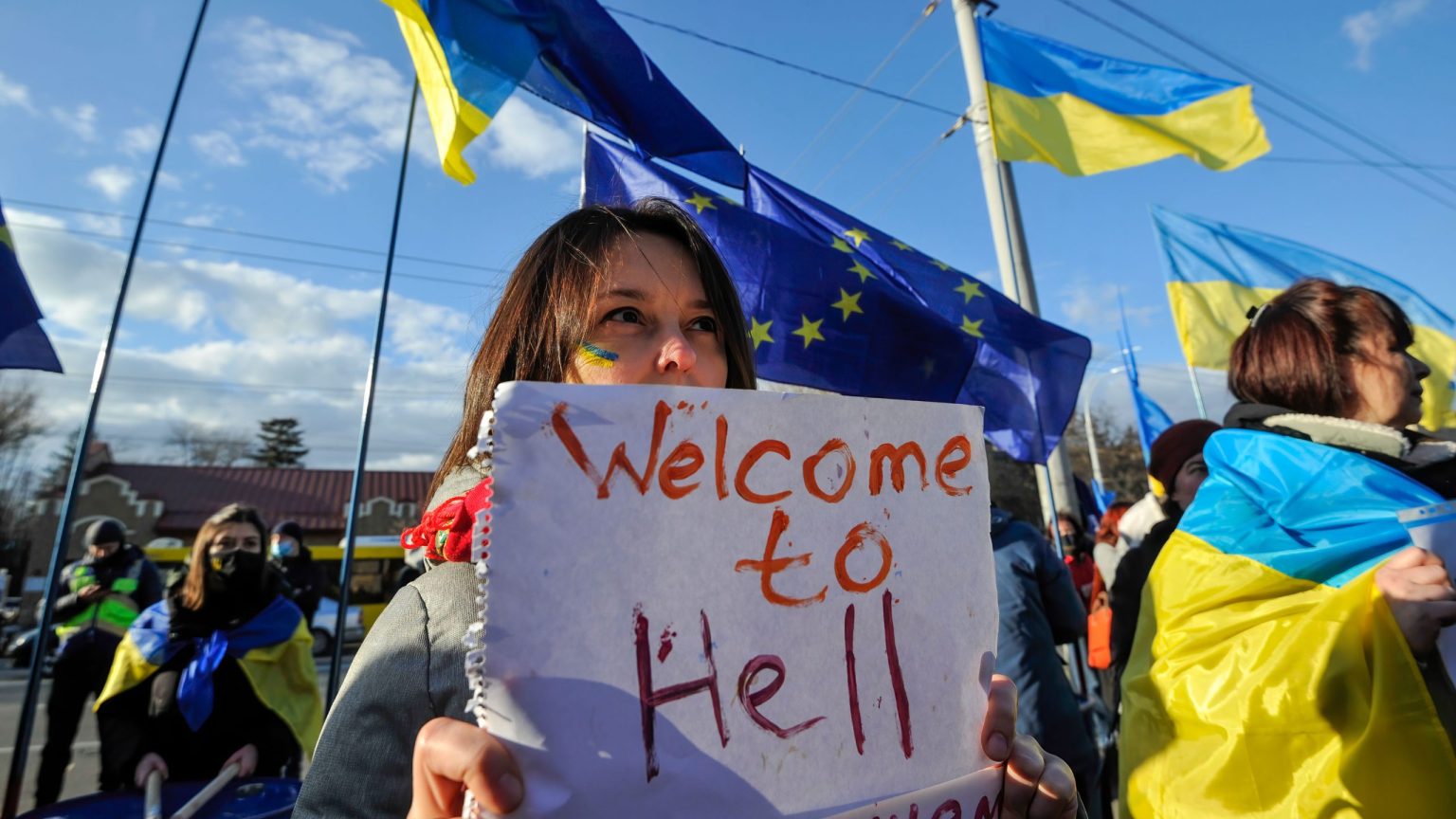 Los países vecinos de Ucrania se preparan para una ola de refugiados de hasta «cinco millones»