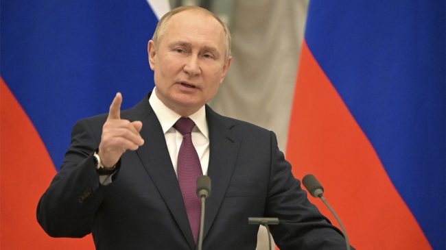 Putin desafía a Occidente y reconoce la independencia de los territorios prorrusos