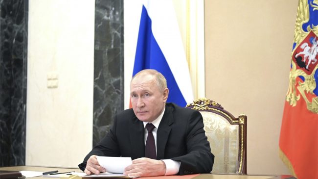 Putin advierte de que el ingreso de Ucrania puede llevar a una guerra entre Rusia y la OTAN