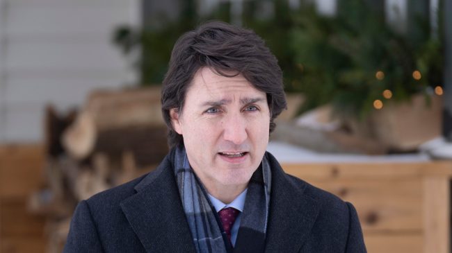 Trudeau convoca al gabinete de crisis para afrontar el bloqueo ante las protestas contra la vacunación