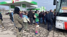 Los primeros españoles evacuados de Ucrania ya están en Polonia
