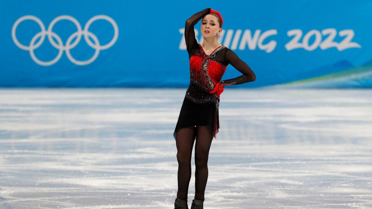 El control antidopaje confirma el positivo de la patinadora rusa de 15 años Kamila Valíeva