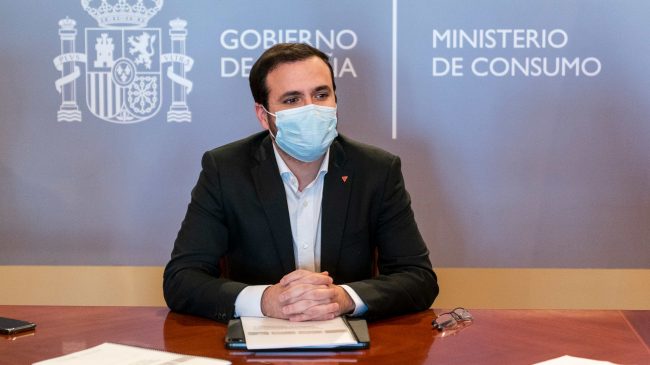 Alberto Garzón recupera su agenda presencial tras pasar la covid y dar negativo