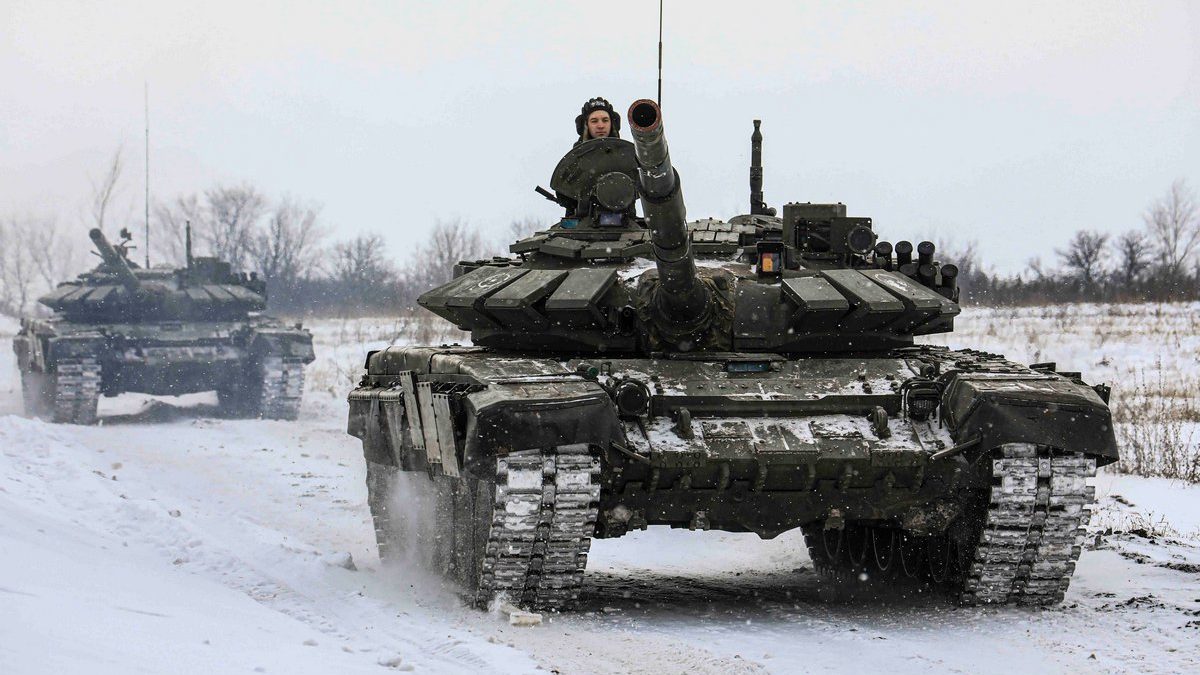 Putin envía las primeras fuerzas militares «de pacificación» a los territorios prorrusos