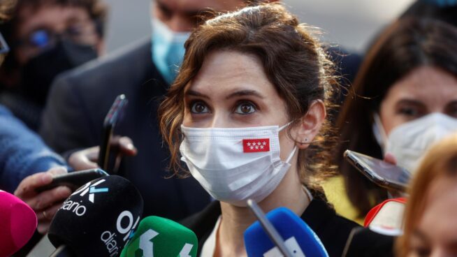 (VÍDEO) La recomendación de Ayuso a Mañueco para formar gobierno en Castilla y León