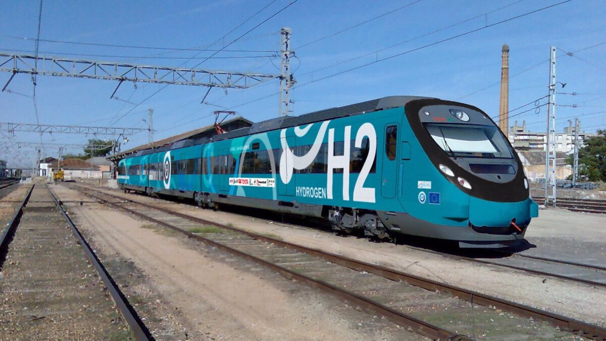 Iberdrola y CAF se alían para competir con Repsol y Talgo por el tren del hidrógeno