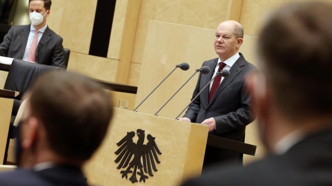 Alemania recomienda a sus ciudadanos que se marchen de Ucrania «lo antes posible»