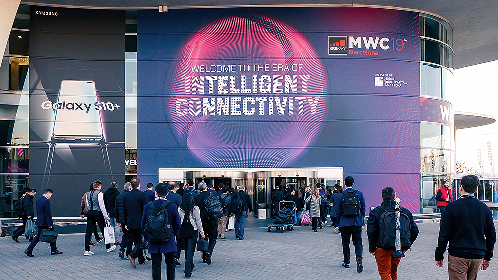 Dispositivos plegables y multicámara: las tendencias que aterrizan al Mobile World Congress