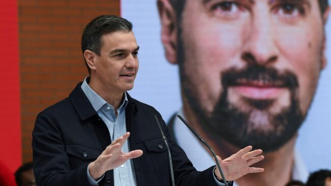 (VÍDEO) Sánchez y Casado aumentan el tono con la reforma laboral como ariete para las elecciones del 13-F