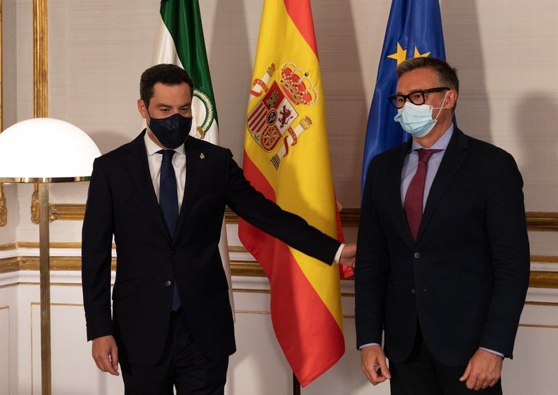 Vox duplicaría los escaños en Andalucía y el PP le necesitaría para gobernar