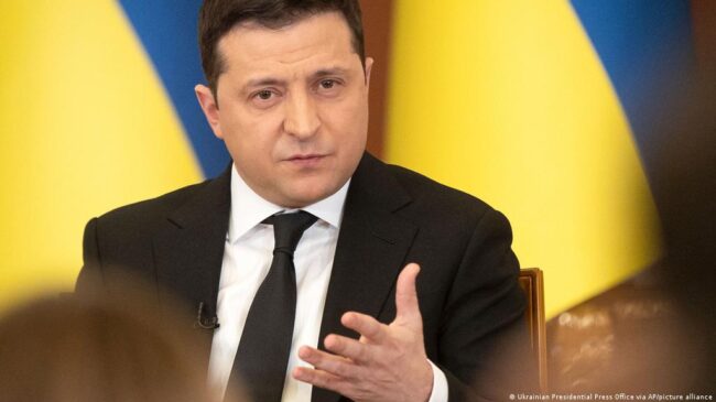 Ucrania rompe relaciones diplomáticas con Rusia y decreta la movilización general de aquellos en edad de combatir