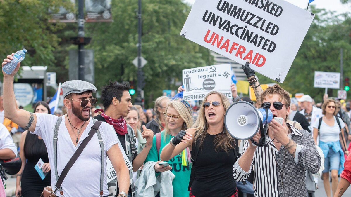 Quebec retira su idea de un impuesto a los no vacunados para «mantener la paz social»