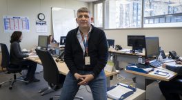 Un día en la 'brigada antisuicidios' de la Policía Nacional: así salva cientos de vidas por teléfono