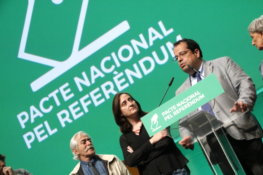 El conseller de Interior asesoró a los presos del 1-O y recibió 14.500 euros del Govern antes de la purga en los 'mossos'