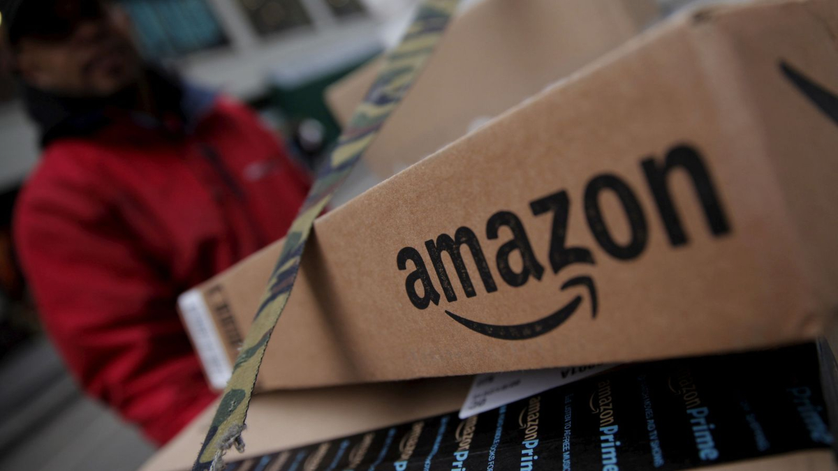 Amazon pasa a la ofensiva judicial contra las empresas que fabrican reseñas falsas