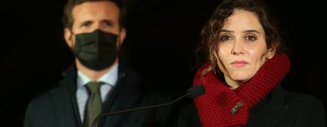 Los fieles de Casado mantienen que no es ético el dinero que ganó el hermano de Ayuso