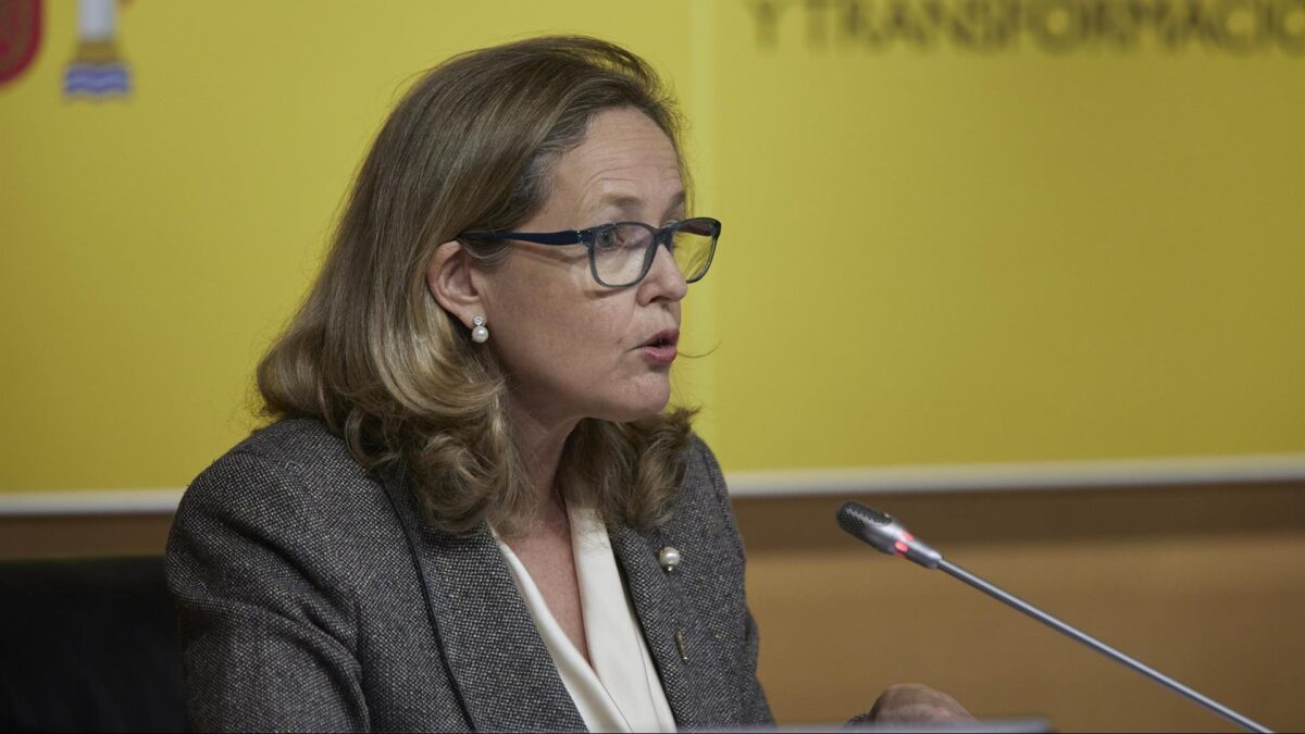 Calviño defiende las sanciones a Rusia: «Hay que hacer todo lo posible para evitar un conflicto armado»
