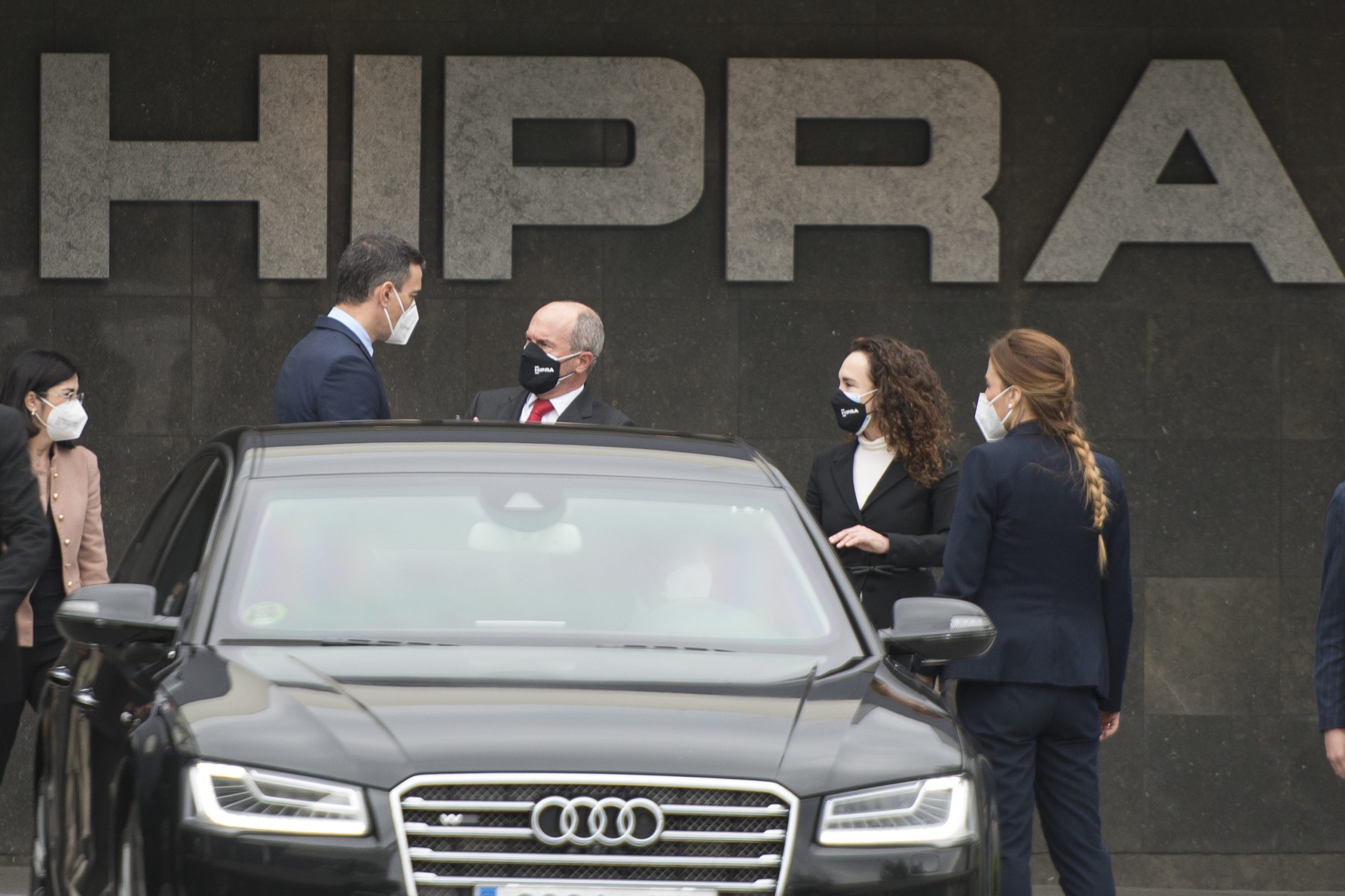 Sanidad autoriza la tercera fase del ensayo de la vacuna de Hipra