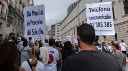 La pandemia aumentó el número de suicidios, aunque se redujeron en el confinamiento