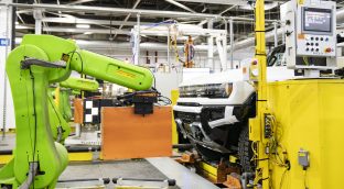 Diez sistemas de seguridad obligatorios este año que cambiarán los coches para siempre