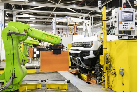 Diez sistemas de seguridad obligatorios este año que cambiarán los coches para siempre