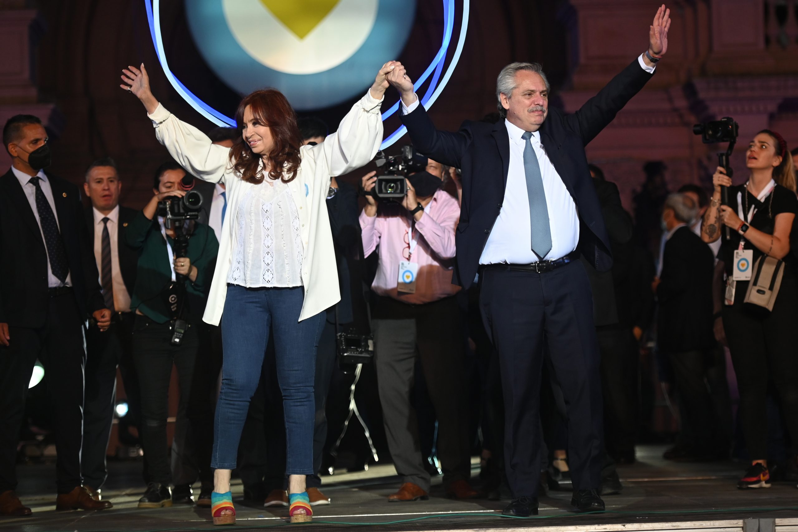 El presidente de Argentina tendrá que declarar en un juicio contra su vicepresidenta