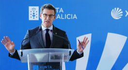 Feijóo critica la «triquiñuela» sobre las mascarillas y exige retirarlas en exteriores